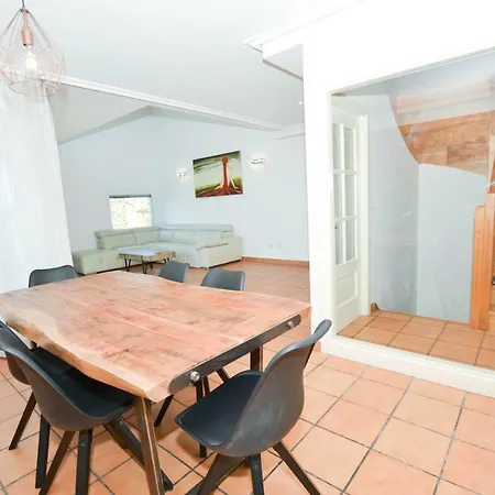 Casa Con Jardin En El Centro De Donostia Nyaraló Loyola